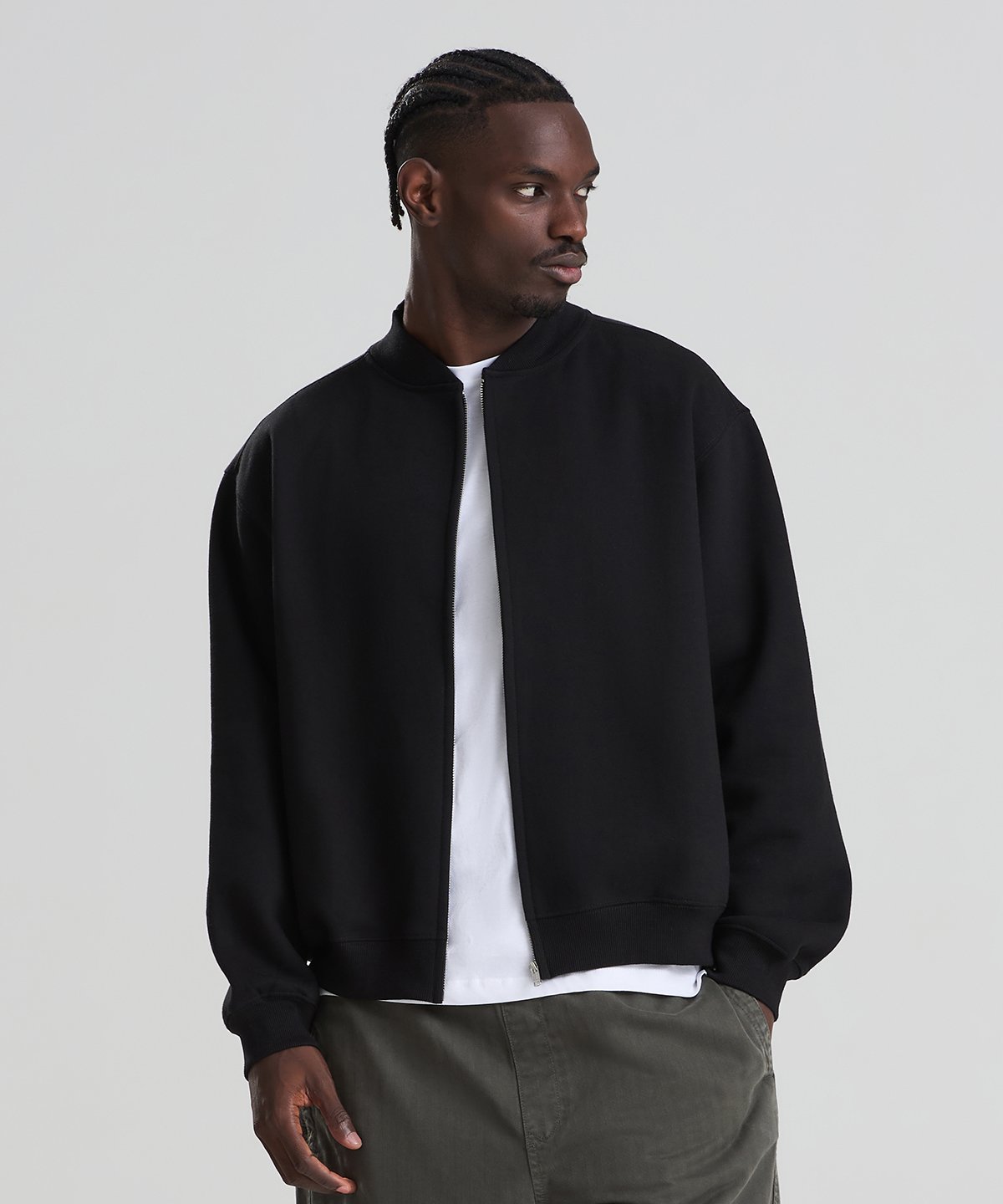 Sweat bomber épais 440 g personnalisé – porté