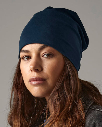 Bonnet slouch coton marine porté