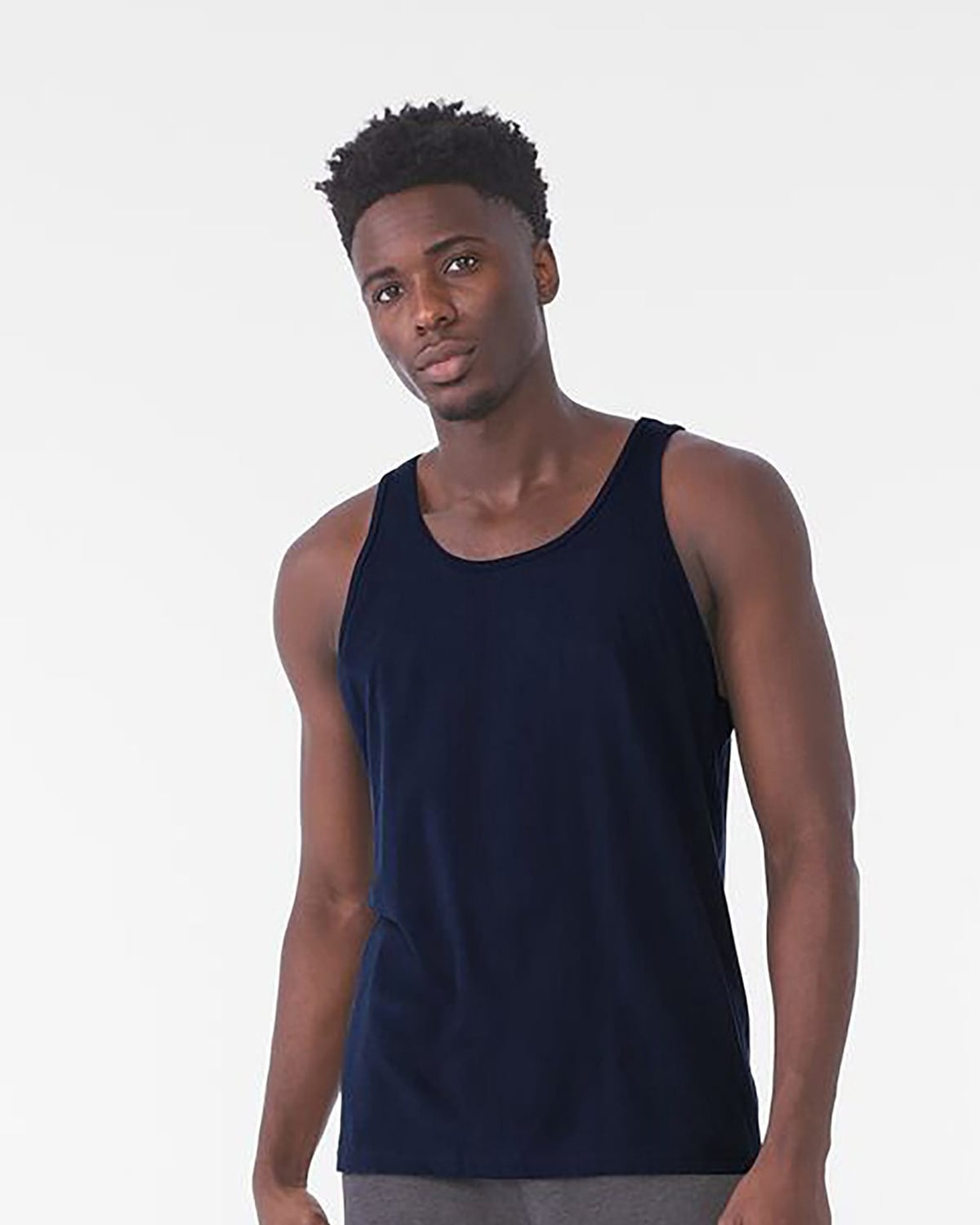 Débardeur homme coton marine porté