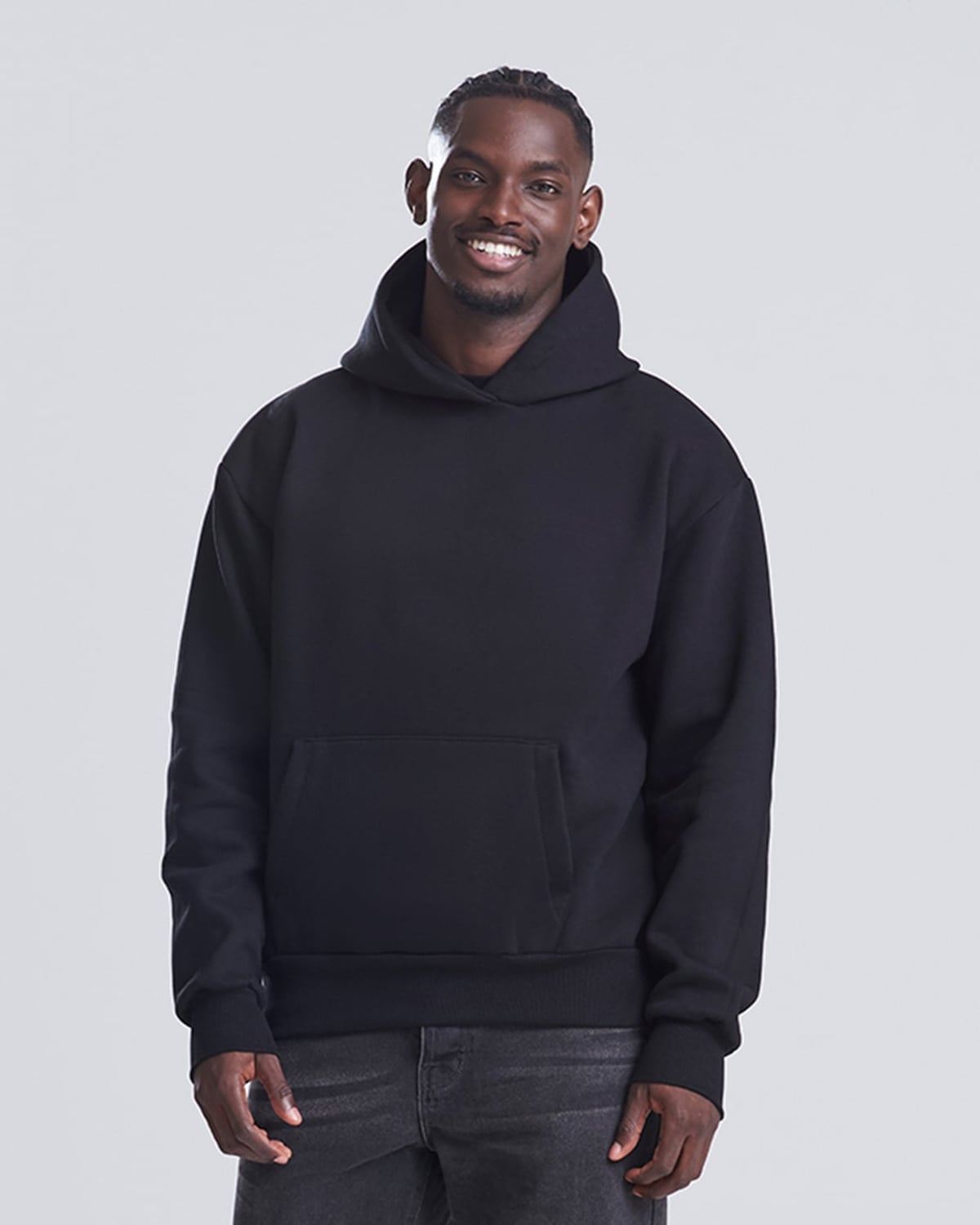 Hoodie épais boxy 440 g noir porté