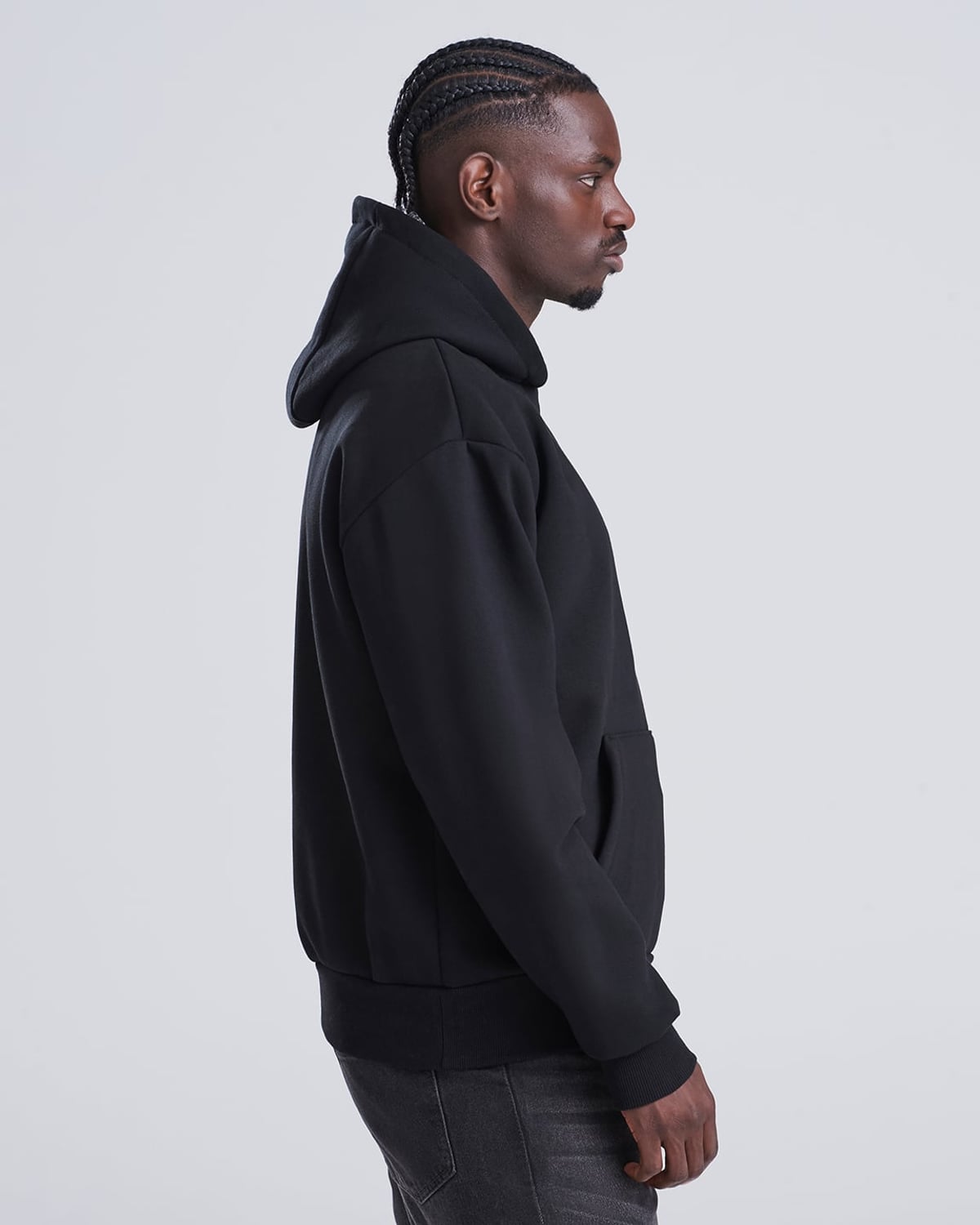Hoodie épais boxy 440 g noir porté