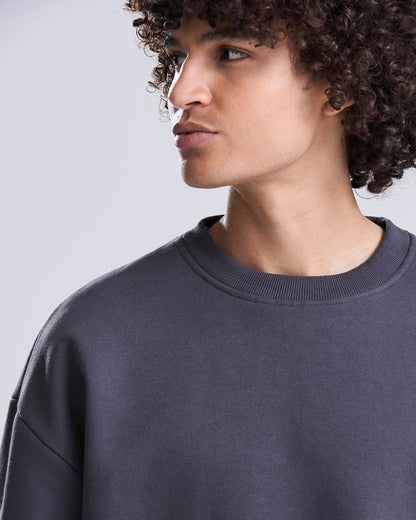 Sweat col rond épais oversize 440 g charbon porté