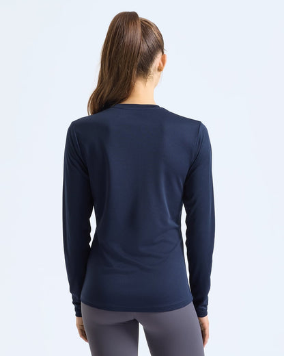 T-shirt de sport manches longues marine porté